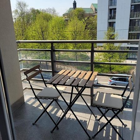 Apartament Wierzbowa 6 Z Klimatyzacja Poznań Exteriör bild