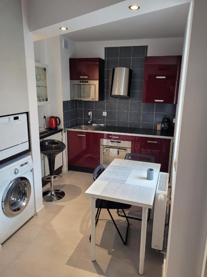 Apartament Wierzbowa 6 Z Klimatyzacja Poznań Exteriör bild